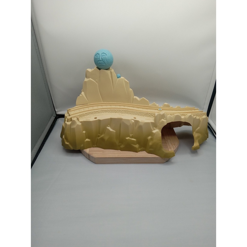 Thomas TrackMaster Boulder Mountain Playset – With Bolder. Replacement